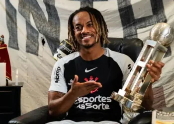 Alianza Lima: André Carrillo punta que club íntimo no es el “equipo de sus amores” y descarta fichar por Universitario