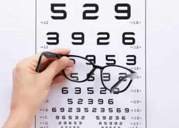 Conoce las diferencias entre miopía, presbicia y astigmatismo