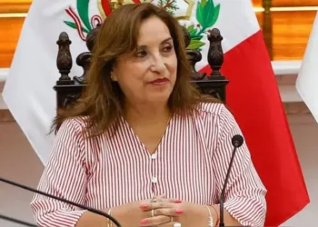 Dina Boluarte y Gustavo Petro acudirán a la investidura de Daniel Noboa en Ecuador