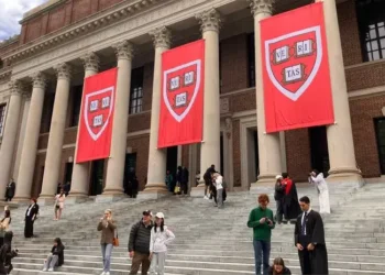 EEUU ya está revisando visados de estudiantes chinos para empezar a revocarlos “pronto”