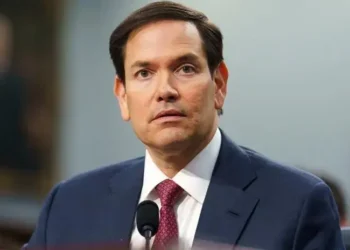 Estados Unidos comenzará a revocar visados de estudiantes chinos, anuncia secretario de Estado