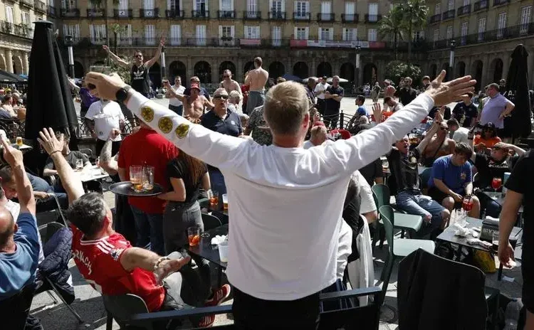 Europa League: multitud de hinchas del Tottenham y el Manchester United llegó a Bilbao para la gran final [FOTOS]
