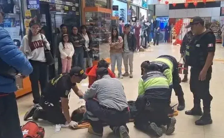 Huancayo: joven queda herido tras caer del sexto piso de un centro comercial