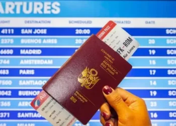 Inestabilidad política e inseguridad ciudadana empuja a jóvenes estudiantes a buscar un futuro lejos del Perú [Informe]