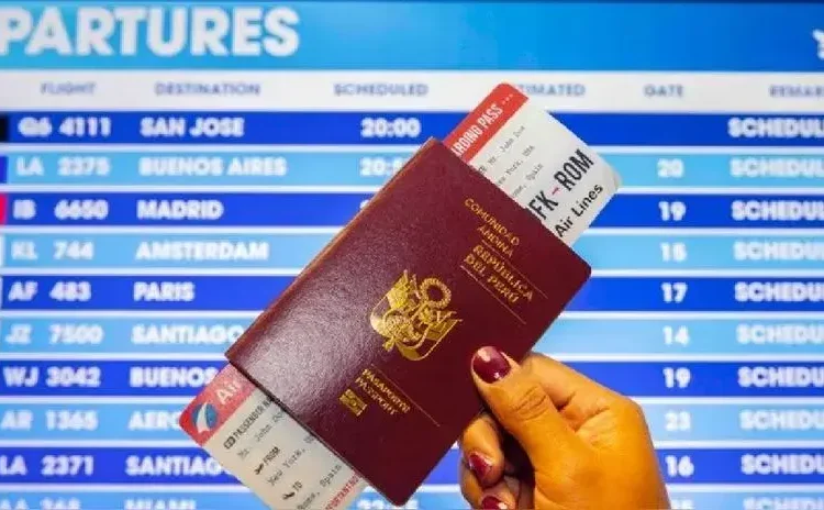 Inestabilidad política e inseguridad ciudadana empuja a jóvenes estudiantes a buscar un futuro lejos del Perú [Informe]