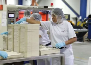 Ministerio de Trabajo dispone cuatro horas de tolerancia para ingreso de trabajadores por paro de transportistas