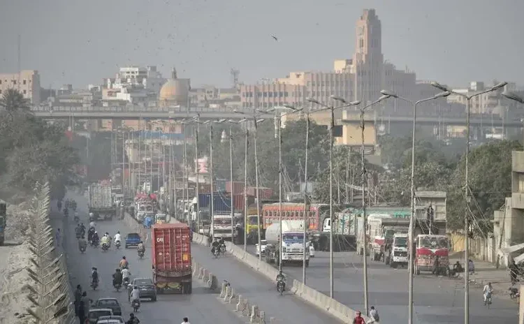 Pakistán se atribuye múltiples ataques contra la India en medio de crecientes tensiones