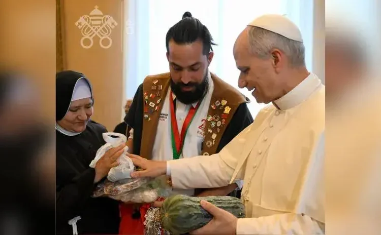 Papa León XIV: Delegación lambayecana entrega productos de la gastronomía norteña al pontífice