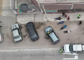 Policía captura a cuatro presuntos implicados en robo de vehículos