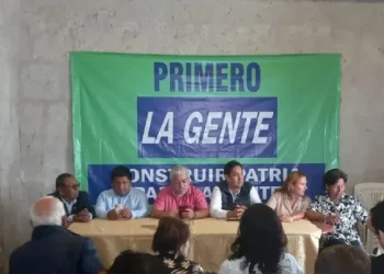 Primero La Gente habría falsificado firmas de peruanos en el extranjero para mostrarlos como militantes