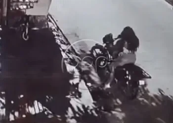 Trujillo: sicario asesina a balazos a mujer que llevaba a su sobrino de 2 años en una motocicleta