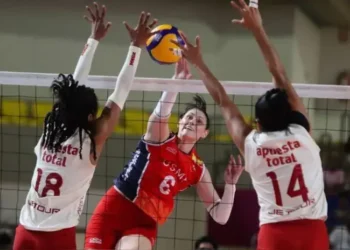 VER HOY, Universitario vs San Martín en vivo a qué hora juegan y dónde ver partido tercer lugar Liga Peruana de Vóley 2025 por TV Link Latina y Movistar online gratis vóley en vivo