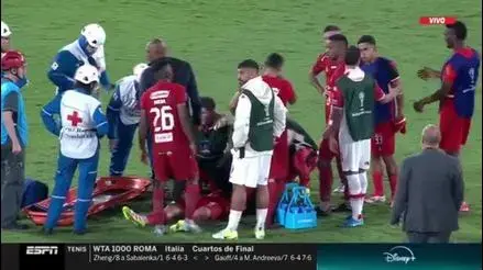 Luis Ramos deja el partido contra el huracán para la Copa Sudamericana.