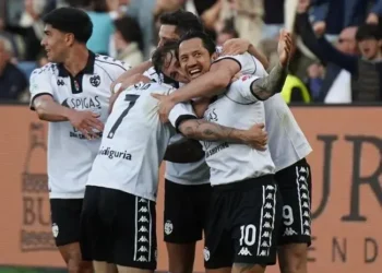 Ver DAZN Spezia vs Catanzaro EN VIVO online con Gianluca Lapadula transmisión play offs semifinal ida 2025 DIRECTO TV link gratis Partidos de hoy