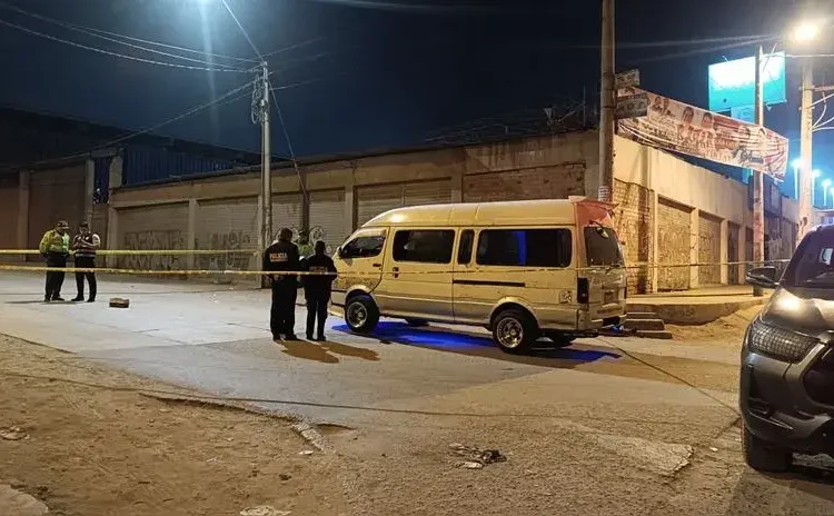 Villa María del Triunfo: Conductor de combi fue asesinado frente a pasajeros