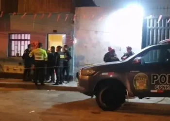 asesinan a balazos a vendedor de pollo broaster en la puerta de su casa en La Perla