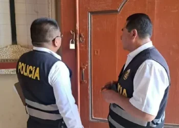 delincuentes roban dos alcancías de la iglesia de Reque que contenían 500 soles