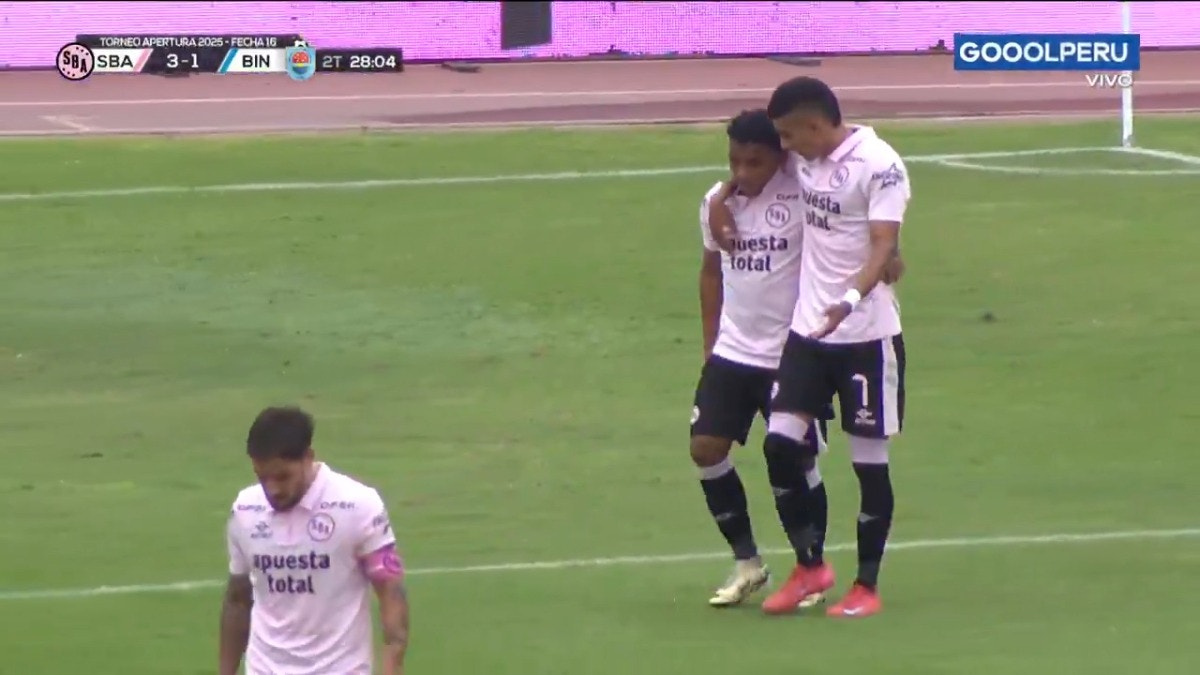Juan Gonzales Peña pone el 3-1 para Sport Boys.