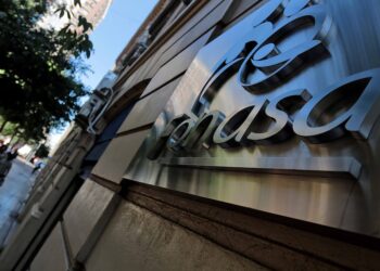 Aseguradoras recuerdan las alertas que hicieron antes de que Fonasa declarara desierta la licitación de su nueva modalidad