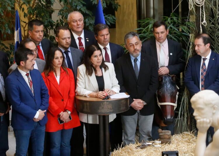 Por irregularidades detectadas por Contraloría: bancada de Chile Vamos concreta solicitud de sesión especial