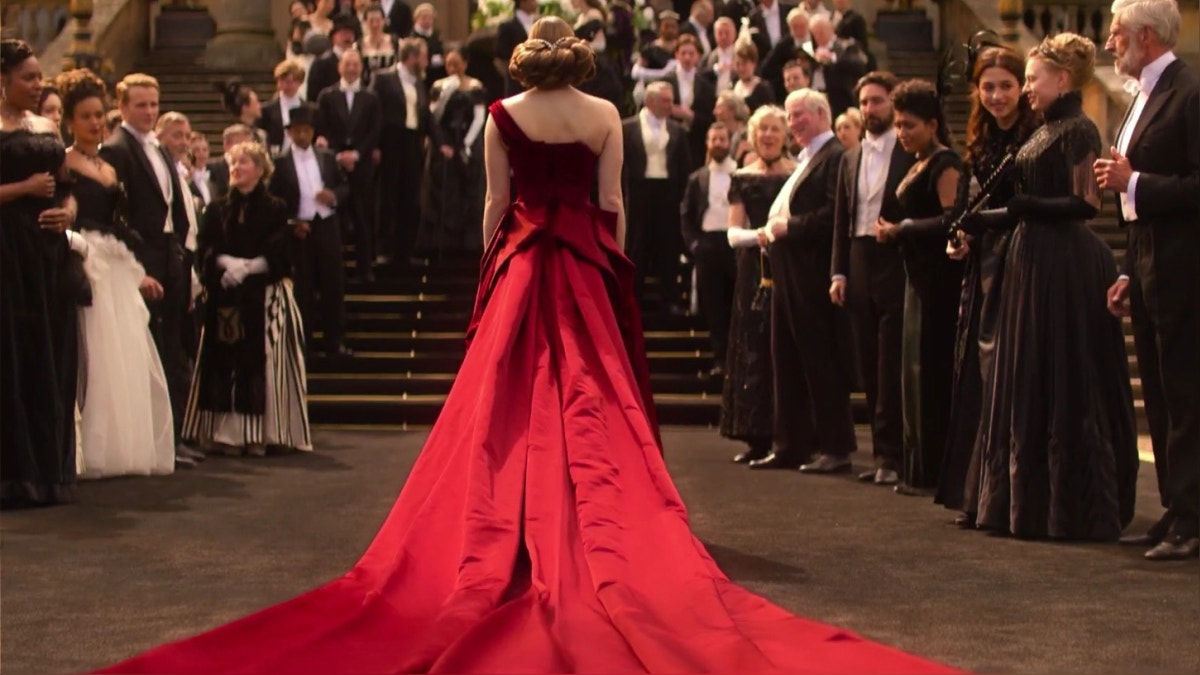 Kristine Froseth interpreta a la duquesa de Tintagel. Kristine Froseth interpreta a la duquesa de Tintagel.
