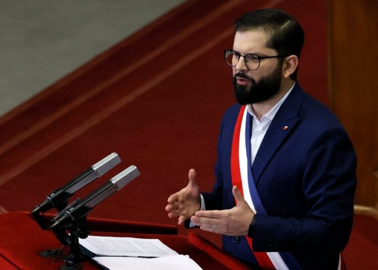 Boric plantea que su gobierno dejará una “inflexión en la economía”, aunque el empresariado no ve medidas concretas para impulsar el crecimiento