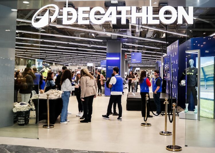 Decathlon abre su tienda número 13 en Chile en Cenco Portal La Dehesa
