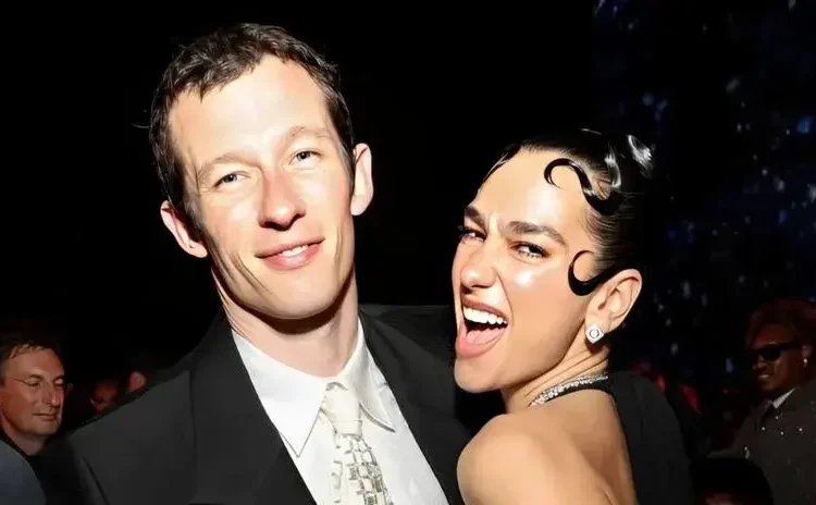 Dua Lipa confirma su compromiso con el actor Callum Turner: “Es muy emocionante”
