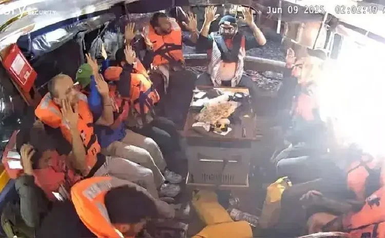 El ‘Madleen’ denuncia un ataque con dron del Ejército israelí y aseguran que ha “abordado” el barco