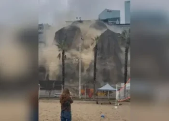 Es importante habilitar radio FM en celulares para mantener a población informada