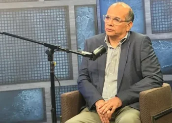 “Es inaudito que el MEF ahora le haya delegado la política económica al Congreso”