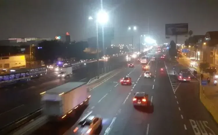 Lima y Callao amaneció hoy miércoles con fuerte llovizna y bajas temperaturas