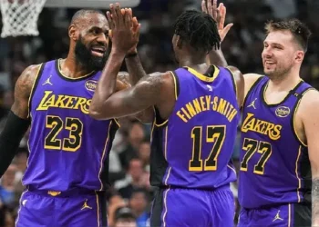 Los Angeles Lakers serán vendidos por 10 billones de dólares, según prensa estadounidense