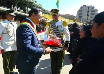 Luis Arce dice que no quedarán impunes los “crueles asesinatos” de cuatro policías tras bloqueos de vías