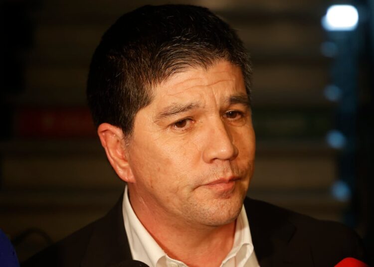 Manuel Monsalve “evoluciona favorablemente” y continuará hospitalizado tras intervención quirúrgica