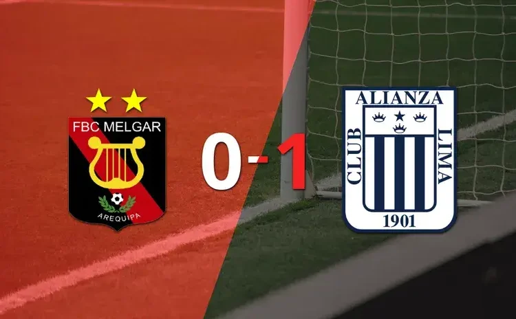 Melgar sufrió una derrota por 1-0 ante Alianza Lima con el gol de penal de Fernando Gaibor