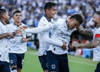 Monterrey pasó a octavos del Mundial de Clubes al golear 4-0 a Urawa Red Diamonds