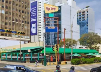 No es una filial ni empresa asociada