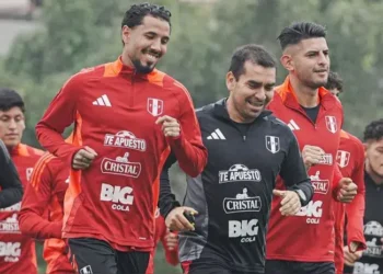Perú vs Colombia el once titular que usó Óscar Ibáñez antes de su viaje para fecha 15 Eliminatorias 2026