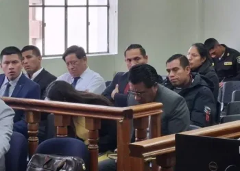 Poder Judicial dispuso prisión preventiva para tres policías implicados en robo de más de 200 mil dólares