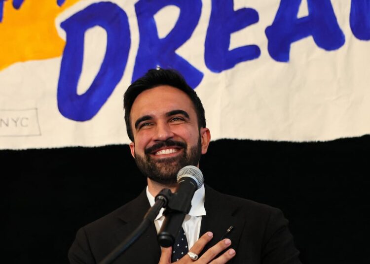 Quién es Zohran Mamdani, el joven socialista que dio la sorpresa en las primarias demócratas por la alcaldía de Nueva York