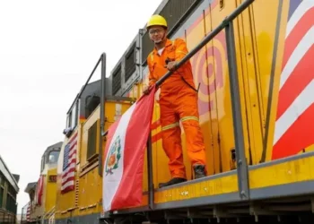 Renzo Reggiardo calificó de “histórico” el envío de trenes de Caltrain para proyecto ferroviario Lima–Chosica