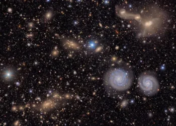 Revelan primeras imágenes tomadas desde Chile por el telescopio con mayor cámara del mundo