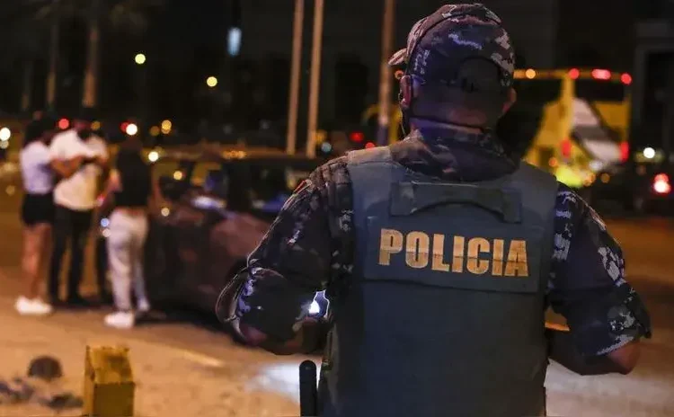 Un hombre murió tras enfrentarse a balazos con policías cerca de un colegio en Trujillo