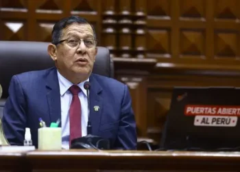 denuncian que la Mesa Directiva realiza contrataciones sin concurso público ni requisitos académicos