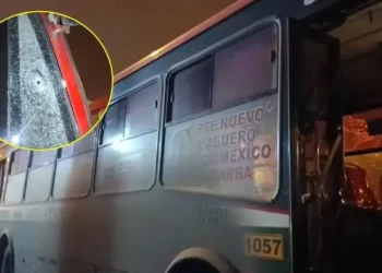 desconocidos atacan a balazos a un conductor de la empresa Santa Catalina con pasajeros a bordo