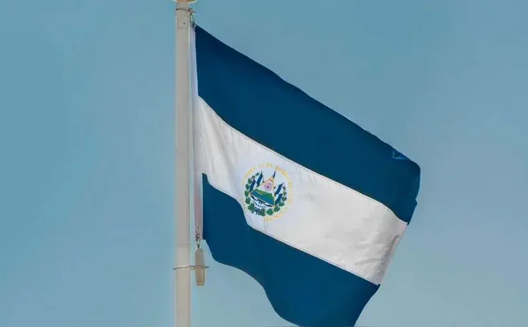 migrante deportado por error a El Salvador fue devuelto a EE.UU. para ser procesado por tráfico de personas