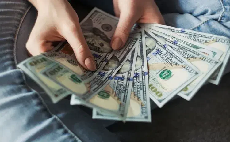 ¿En cuánto cerró el tipo de cambio este lunes 2 de junio?