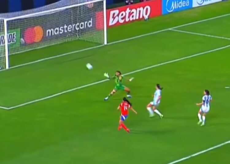 ¡La Roja golpeó primero! Vaitiare Pardo abrió la cuenta contra Argentina en la Copa América Femenina – Tendencias