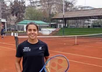 “Sueño con una medalla olímpica”: la historia de Antonia Vergara, la gran promesa del tenis chileno femenino